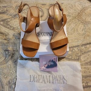 Dream Pairs Women's Brown Sandals